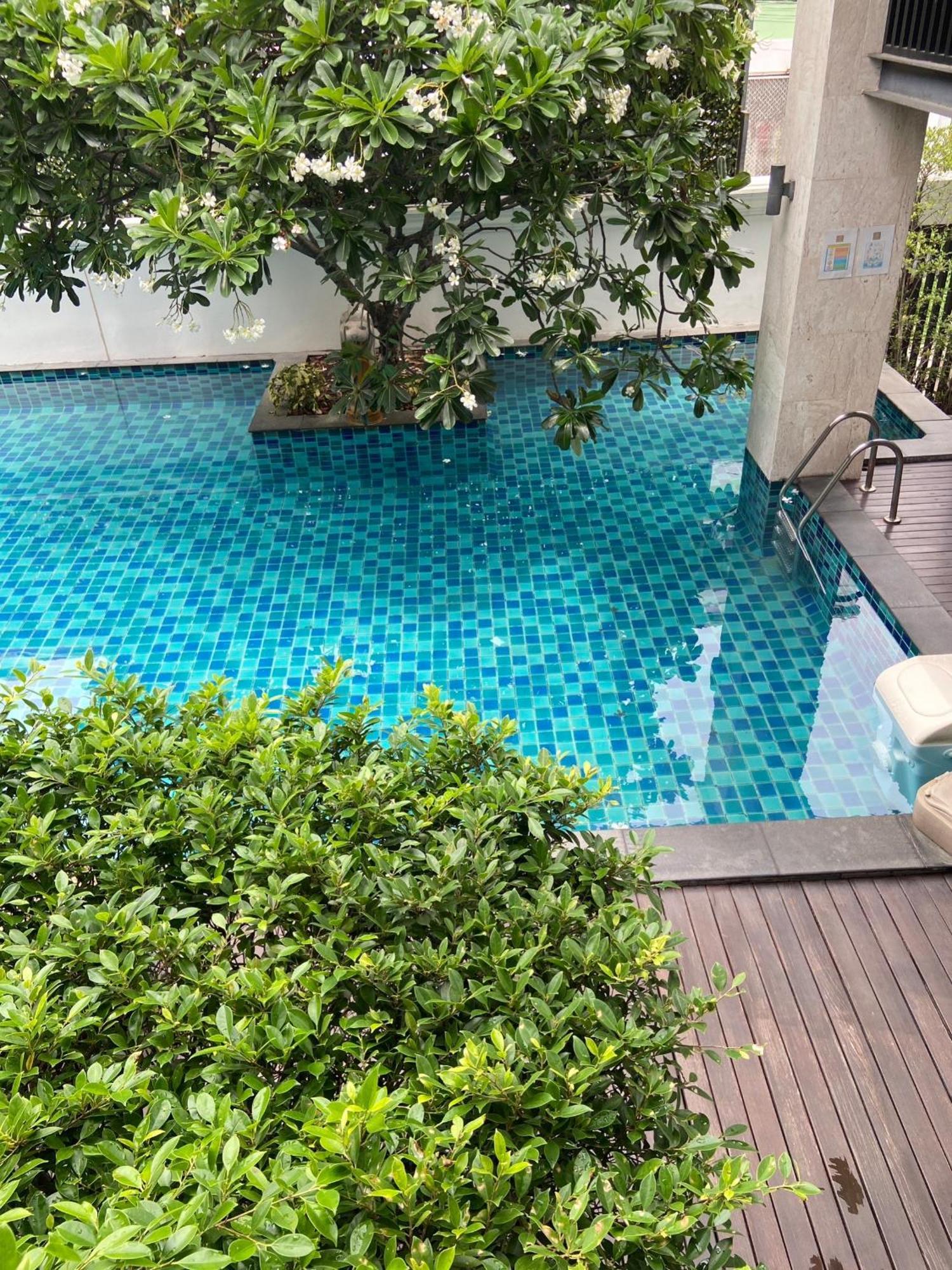 Yotaka Bangkok Hotel Extérieur photo